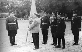 Штансдорф, 1963 г. Вручение Знамени 54 отб.