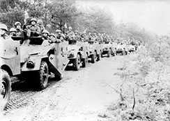 колонна БТР-40 154 омсб на учениях, 1968 г.