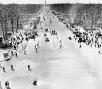 Черный рынок в Тиргартене.