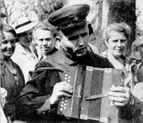 Черный рынок в Тиргартене.