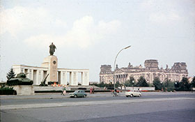 Советский мемориал в Тиргартене, 1957 г.