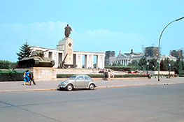 Советский мемориал в Тиргартене, 1959 г.