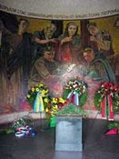 Интерьер мавзолея в подножии монумента «Воин-освободитель».