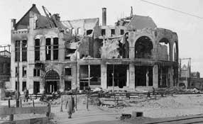 Роттердам. Последствия налета немецкой авиации 14 мая 1940 г.