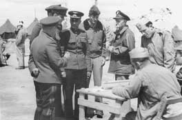 Командир 169 АБОН генерал-майор А. Р. Порминов и генерал Уолш.