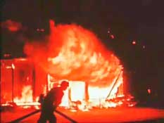 Пожарные были бессильны.