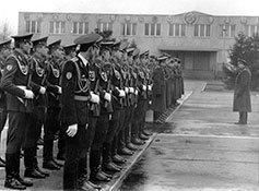 Инструктаж приемного и рабочего караулов в бригаде.