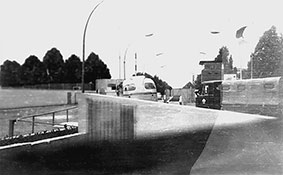 Советский караул следует через КПП в английский сектор, 1971 г.