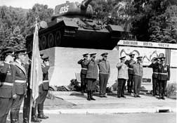 Приезд генерала армии Д. Д. Лелюшенко. 1983 г.