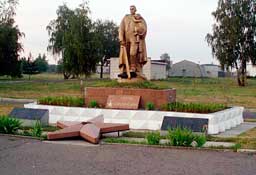 Копия памятника Воину-освободителю, которая находилась на территории бригады в Берлине.